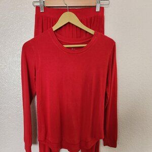 Kyte Living Women's Red Long Sleeve Top and Pants Outfit Size XS